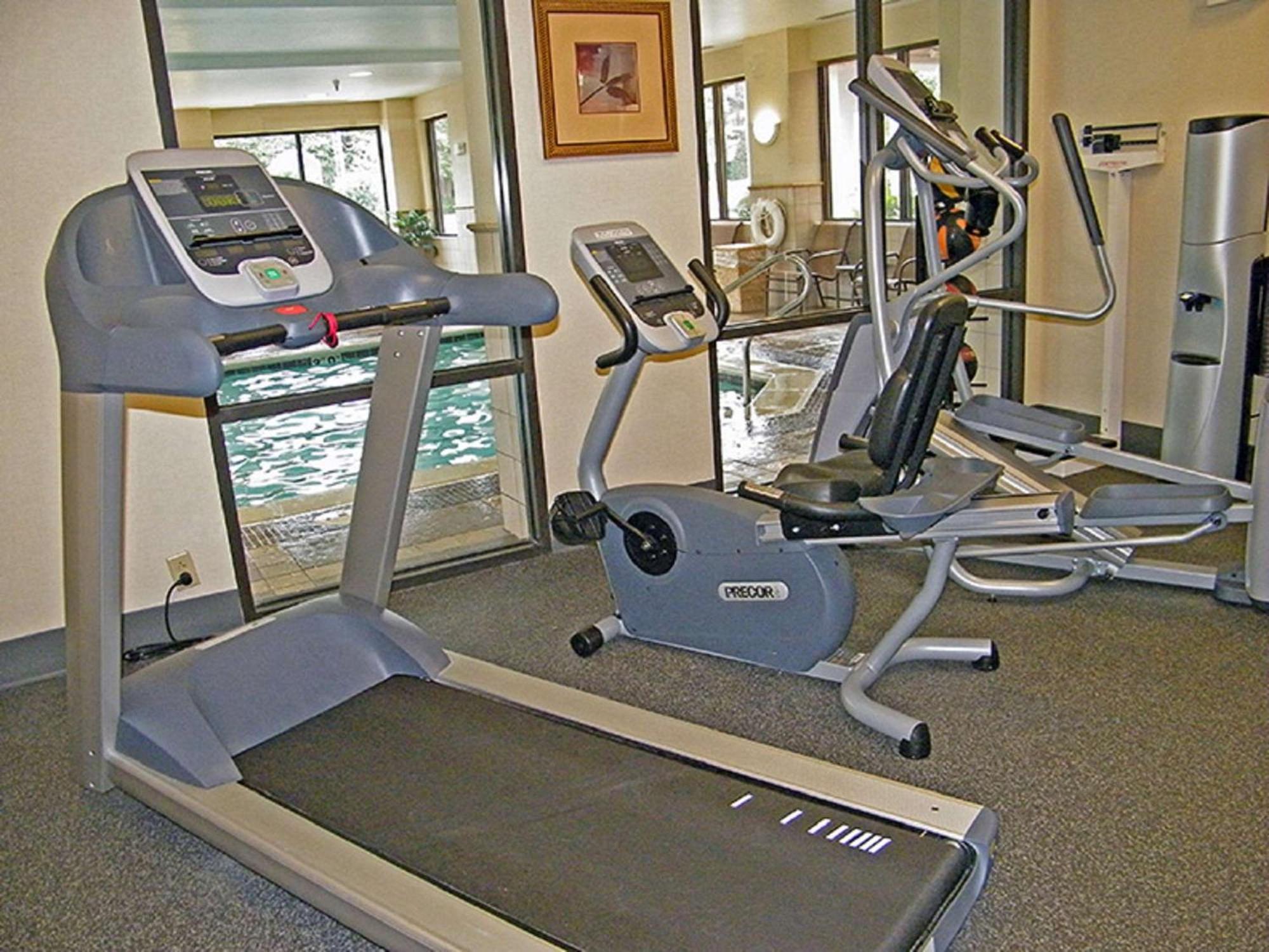 Hampton Inn & Suites Norfolk-Airport Esterno foto